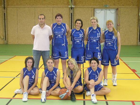 Equipe SENIORS FEMININES.JPG