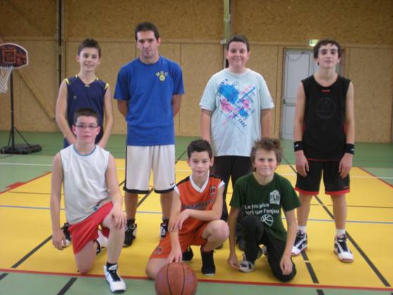 Equipe MINIMES.JPG